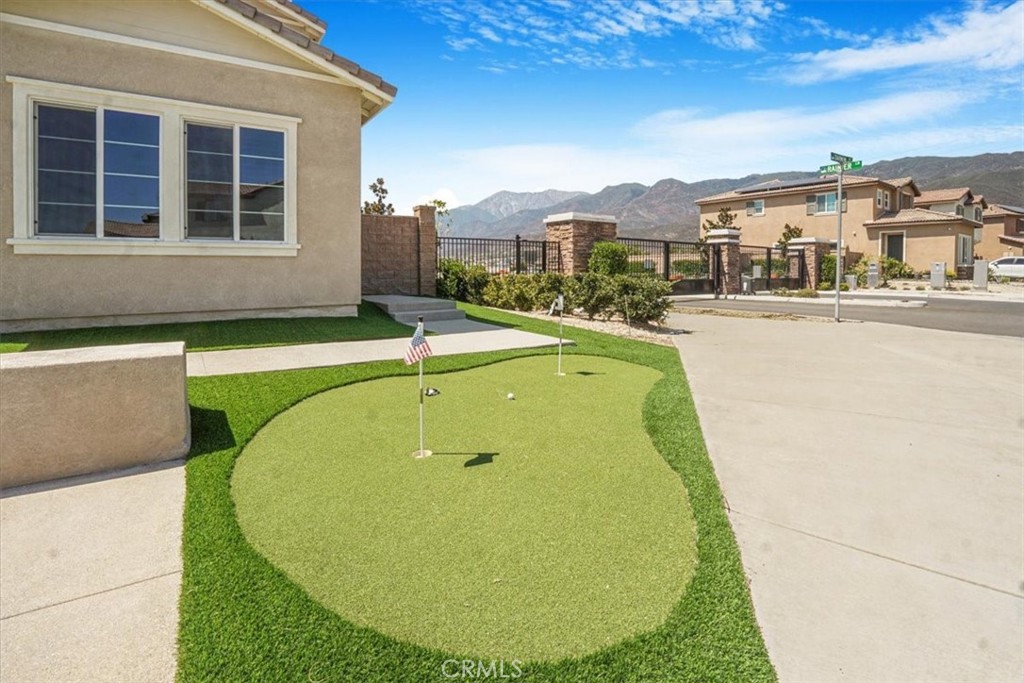 5264 Darwin Lane
