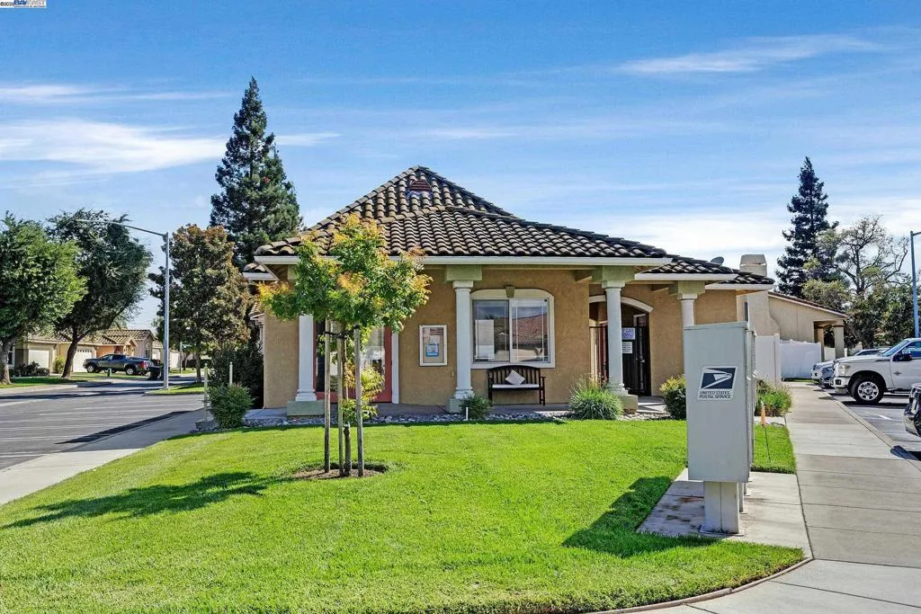 Oakdale, California 95361, United States, 2 Bedrooms Bedrooms, ,2 BathroomsBathrooms,Residential,Active,228233