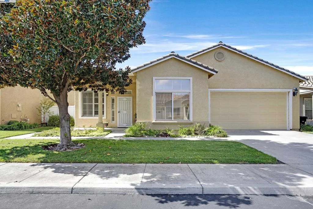 Oakdale, California 95361, United States, 2 Bedrooms Bedrooms, ,2 BathroomsBathrooms,Residential,Active,228233
