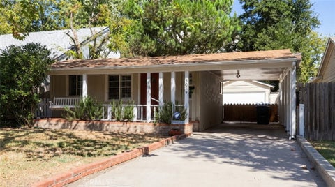 Photo of 3019 Sycamore Avenue, La Crescenta, CA 91214 (MLS # SR26210220)