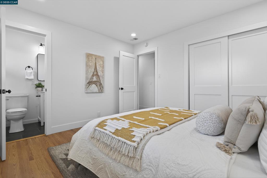 OLD PINOLE BAY - Residential