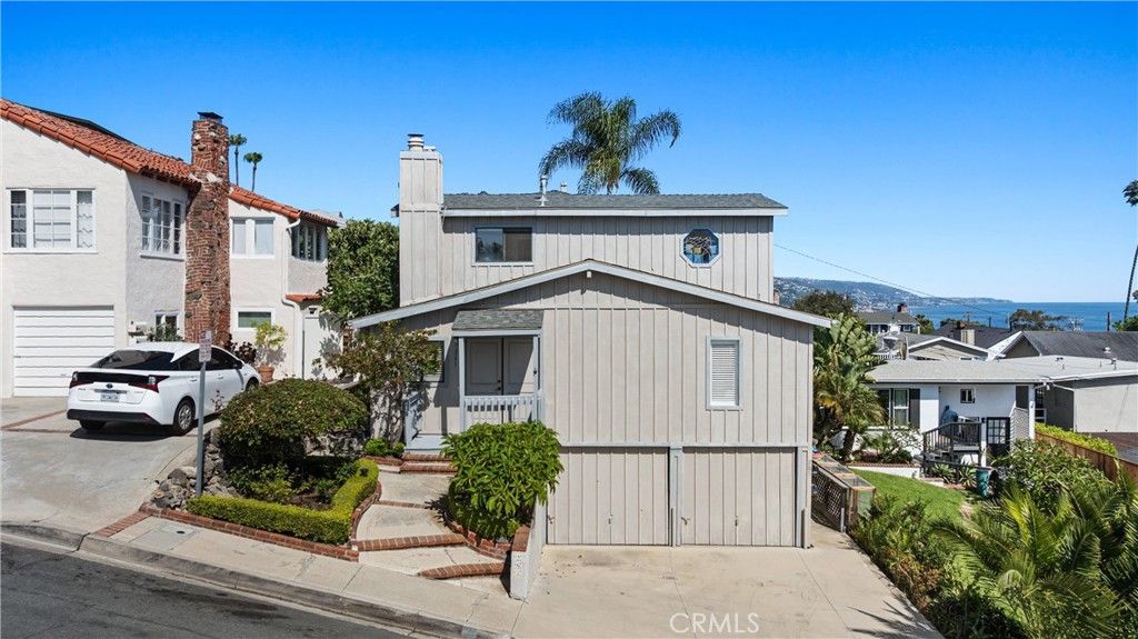 Photo of 283 Viejo St, Laguna Beach, CA 92651 (MLS # LG26082639)