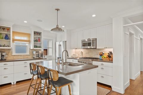 1147 7th street hermosa beach ca 90254