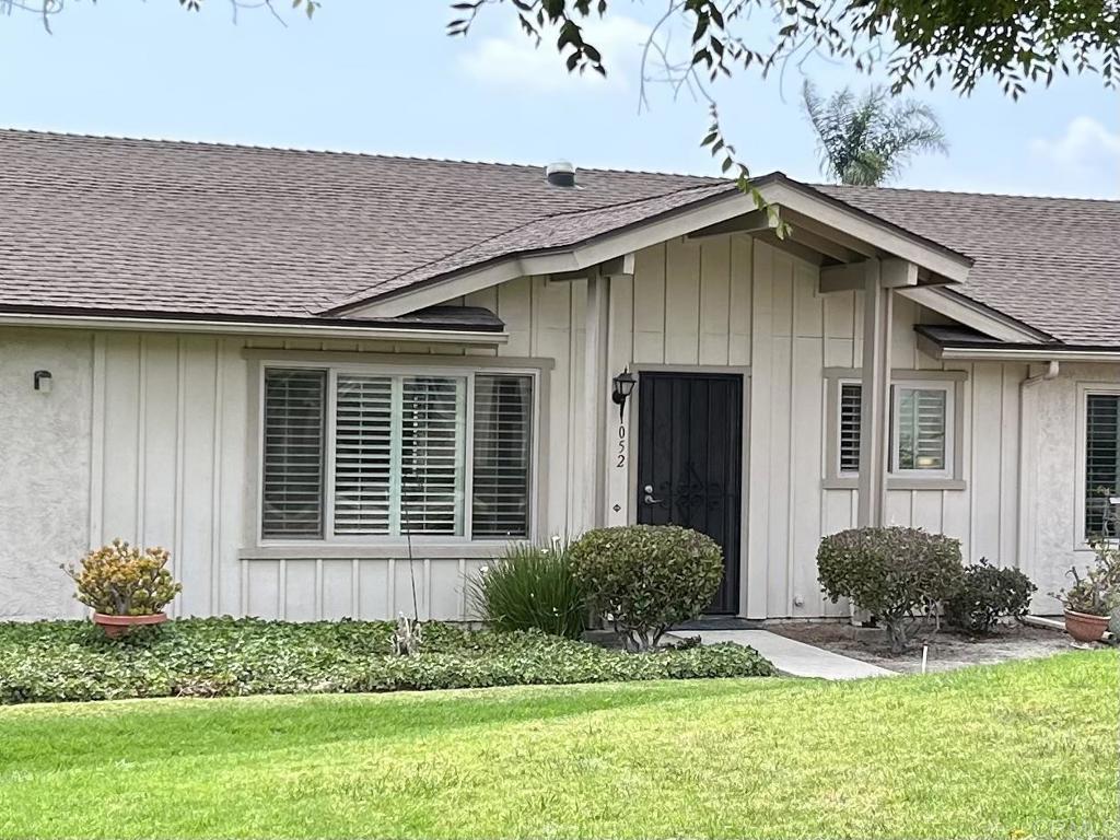 1052 Plover Way