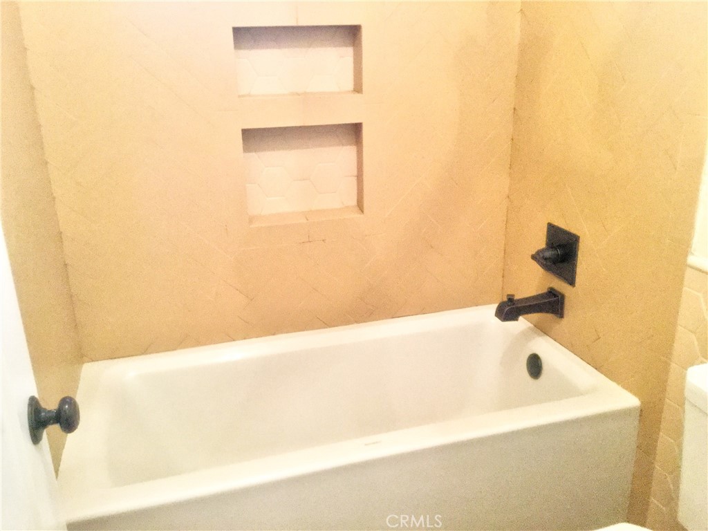 Casitas De Alipaz (CA) - Residential Lease