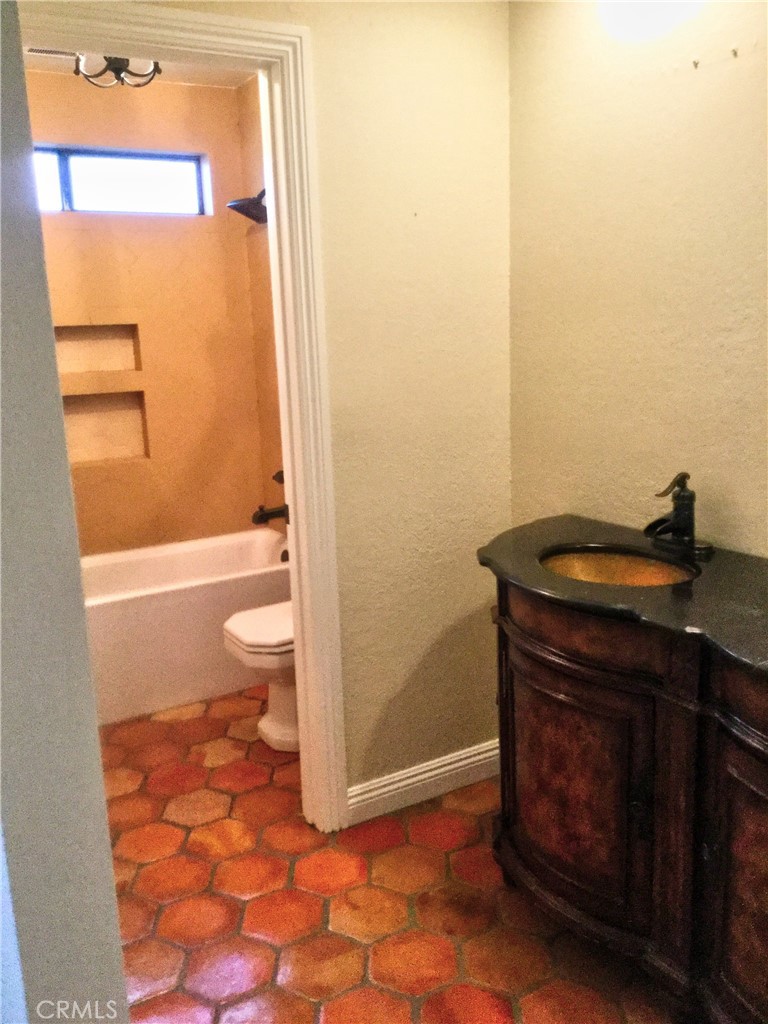 Casitas De Alipaz (CA) - Residential Lease