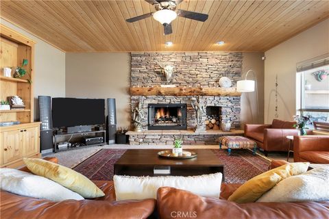 Photo of 7559 Rockaway Avenue, Yucca Valley, CA 92284 (MLS # JT25180932)