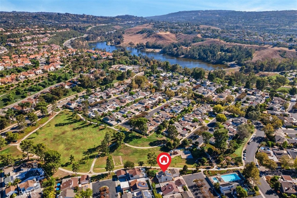 28182 Carpenteria Court