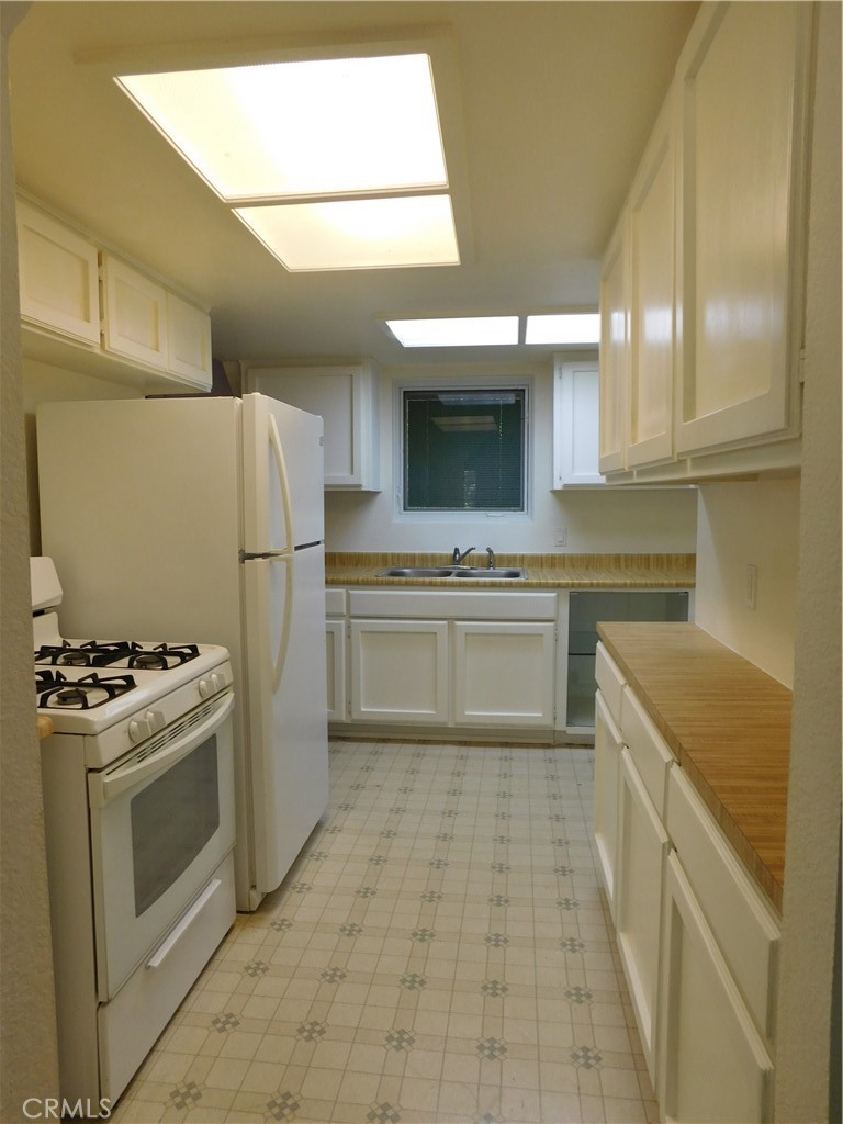39822 San Francisquito Canyon