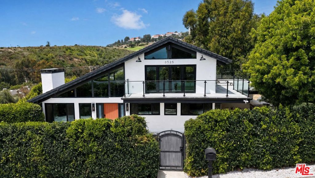 3525 Coast View Drive, Malibu CA 90265