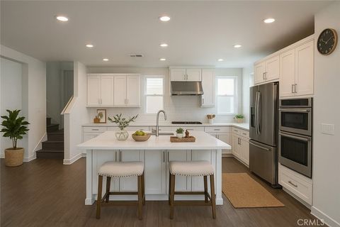 Photo of 124 Sash, Irvine, CA 92618 (MLS # OC25179307) Photo of 124 Sash, Irvine, CA 92618 (MLS # OC25179307)