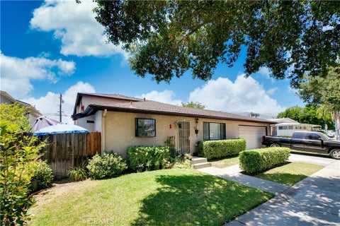Photo of 539 N San Gabriel AVE, Azusa, CA 91702 (MLS # AR26136652)