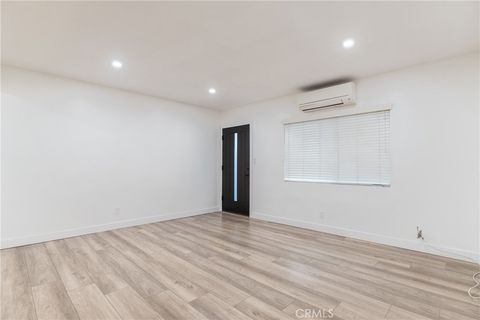 Photo of 7348 Florence Ave #4, Downey, CA 90240 (MLS # DW25278338)