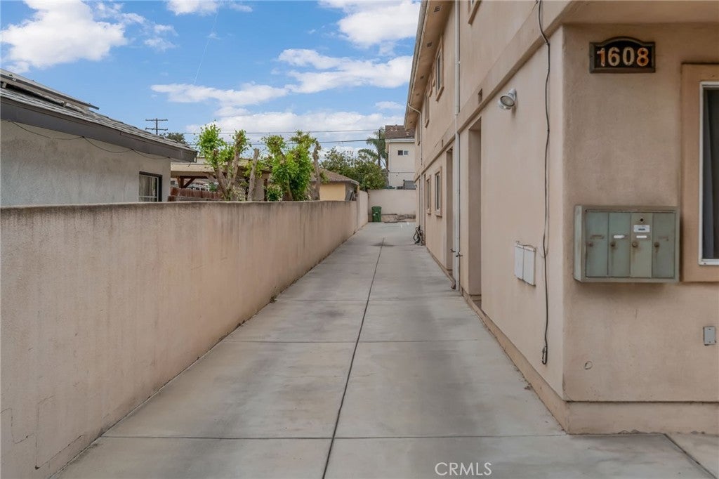 1608 W 226th 3