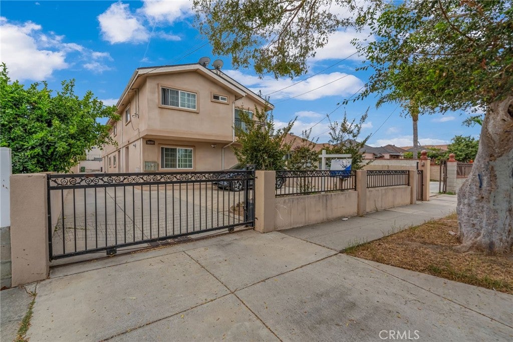 1608 W 226th 3