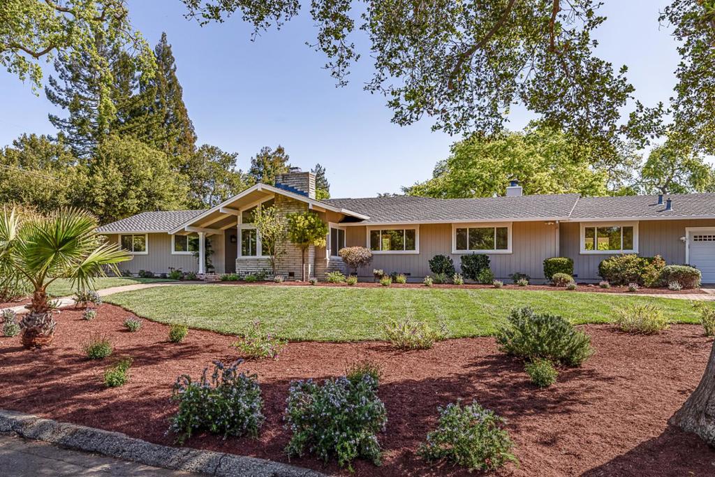 27696 Vogue Court