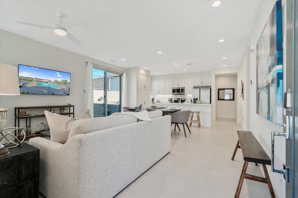 80238 Whisper Rock Way