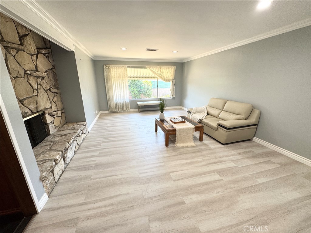 216 S Homerest