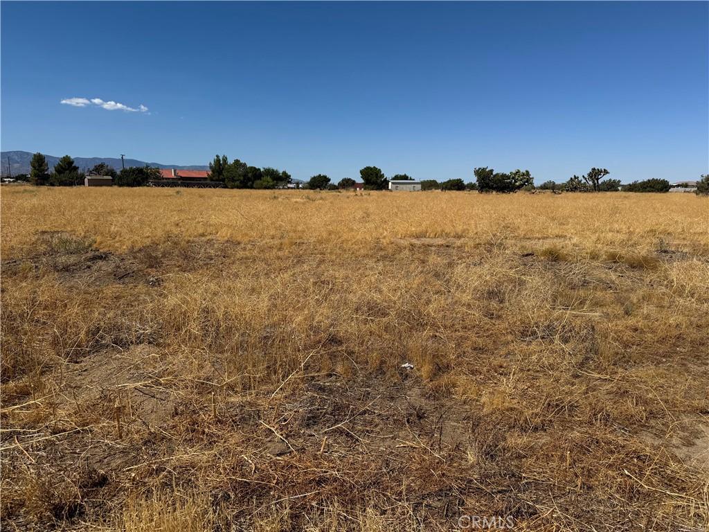 Discover the potential of this 2.24-acre parcel located in the growing city of Hesperia. Zoned RL (Rural Living), this property is perfect for those looking to build a custom home or create a spacious rural retreat. The RL zoning allows for residential development while maintaining a peaceful, low-density living environment. Conveniently located near major highways, shopping, and schools, offering both privacy and accessibility.
This land offers a fantastic opportunity for developers, homebuilders, or those seeking to create a serene residential space in a desirable area. Take advantage of Hesperia’s growing market and secure this unique piece of property today!