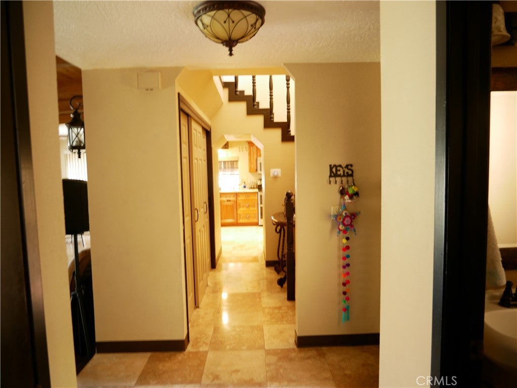 18090 Mariner Drive