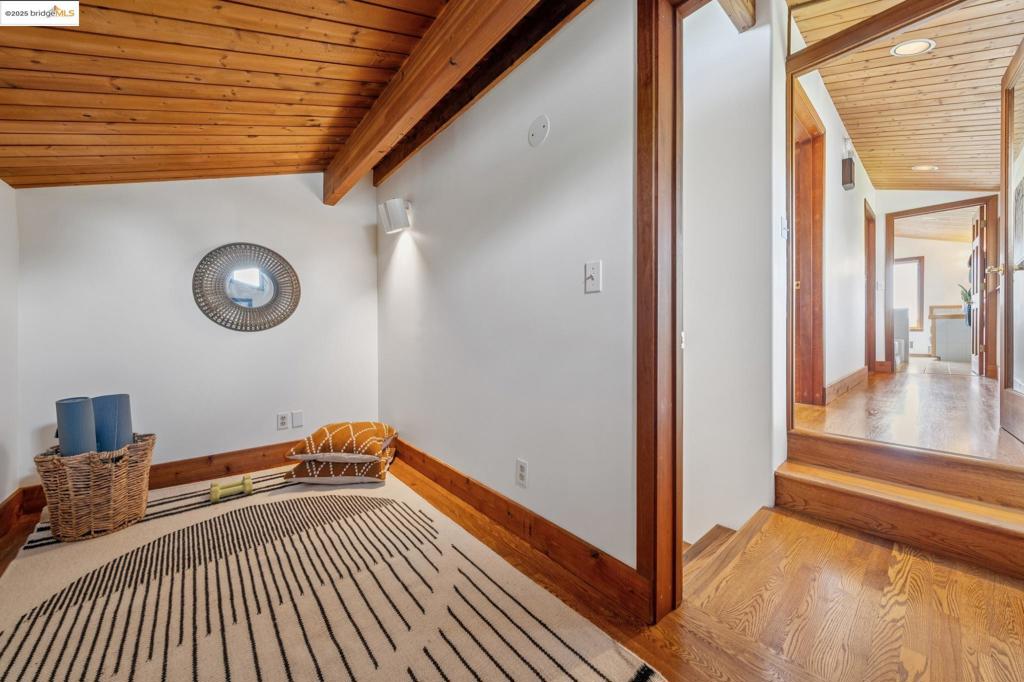 BERKELEY HILLS - Residential