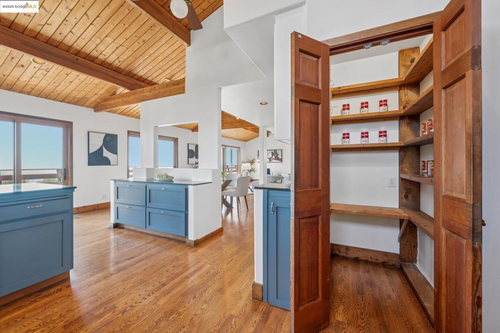 BERKELEY HILLS - Residential