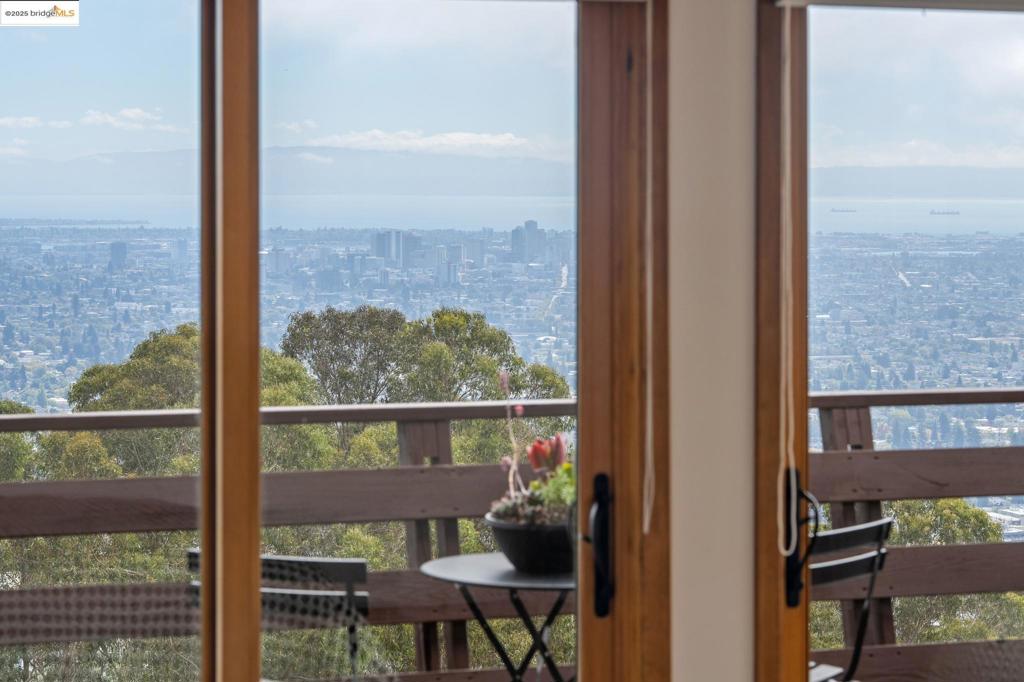 BERKELEY HILLS - Residential