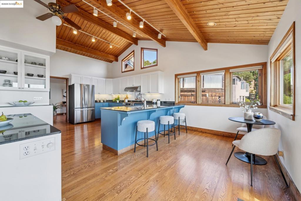 BERKELEY HILLS - Residential