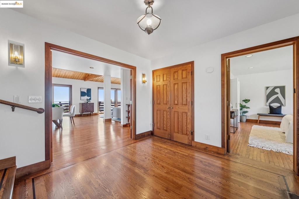 BERKELEY HILLS - Residential