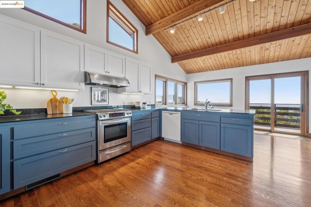 BERKELEY HILLS - Residential