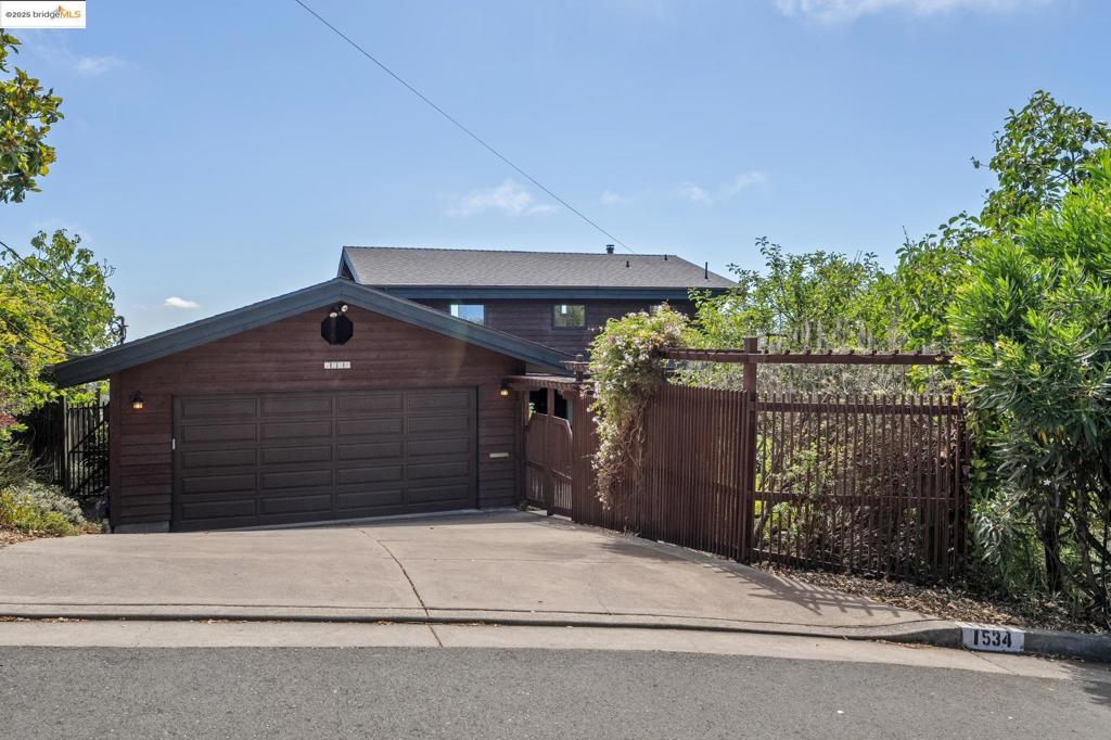 BERKELEY HILLS - Residential