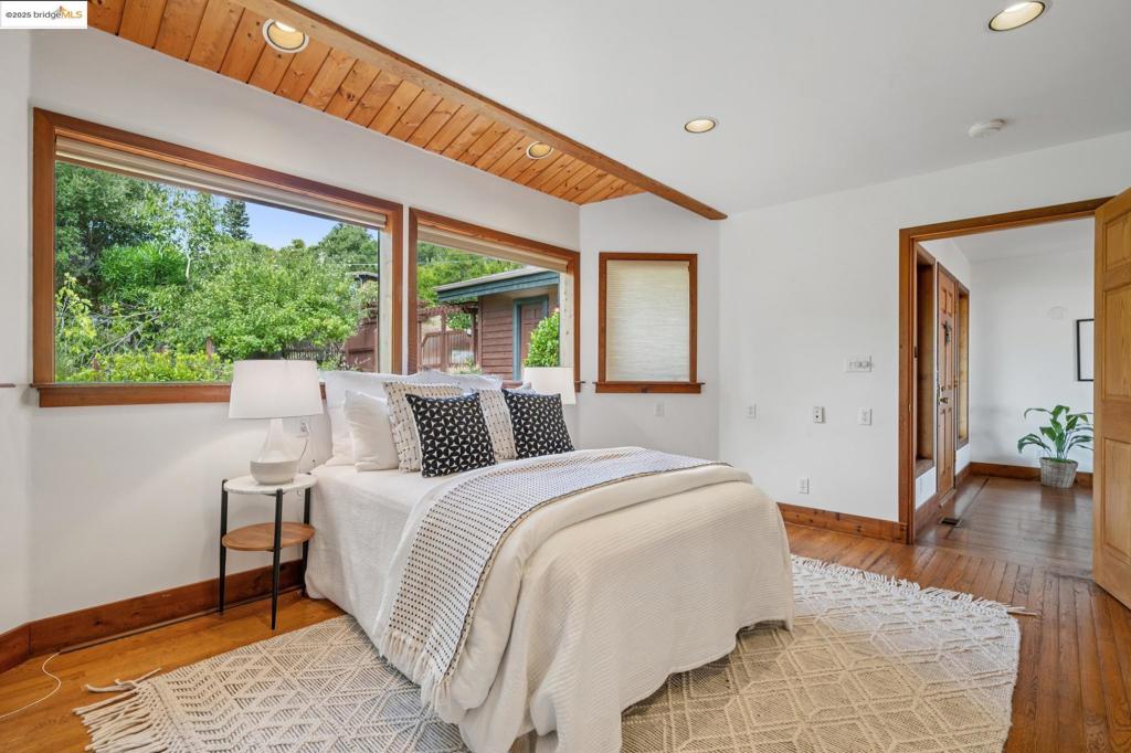 BERKELEY HILLS - Residential
