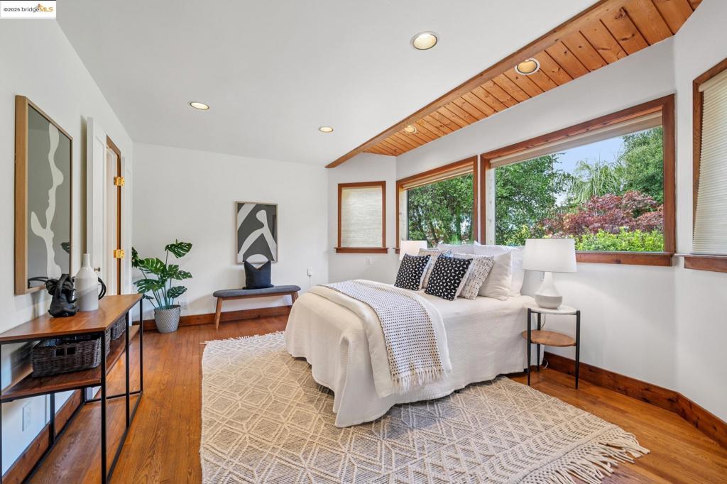 BERKELEY HILLS - Residential