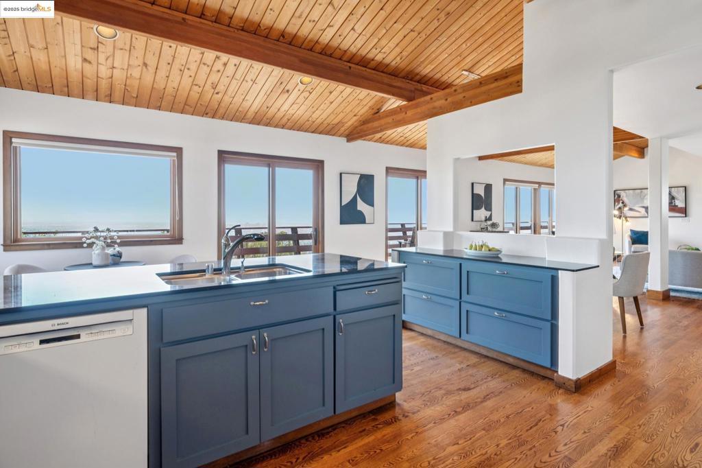 BERKELEY HILLS - Residential