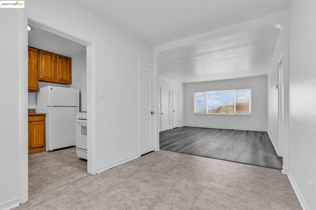 MAXWELL PARK - Residential Income