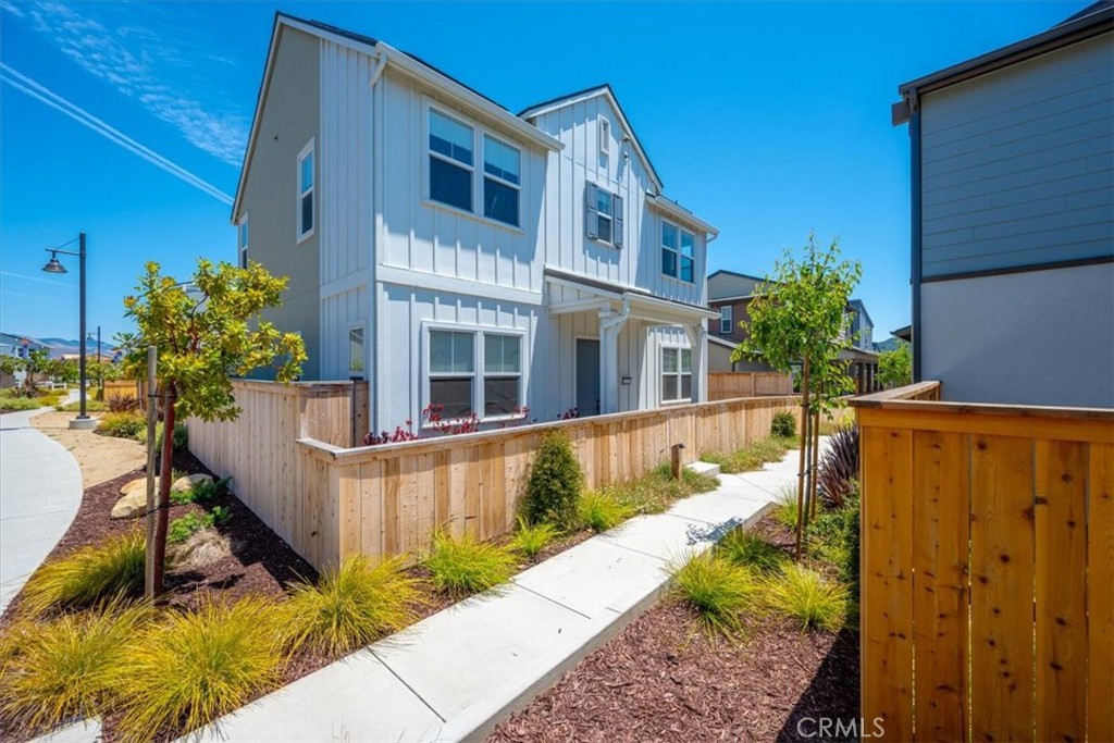 176 Tango Way
