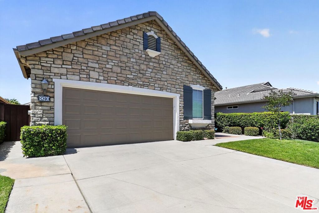 8240 Campbell Court