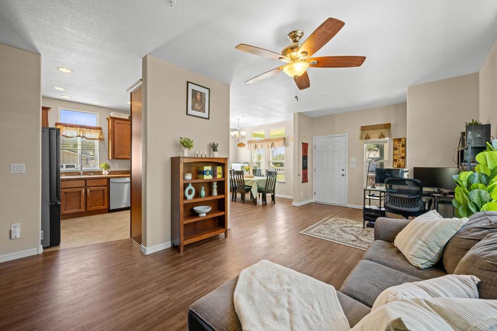 2239 Black Canyon Road