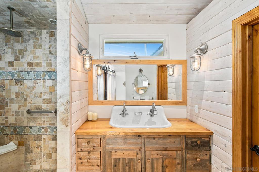 Pacific Beach - Residential Lease