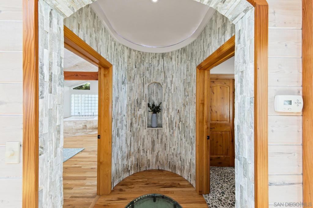 Pacific Beach - Residential Lease