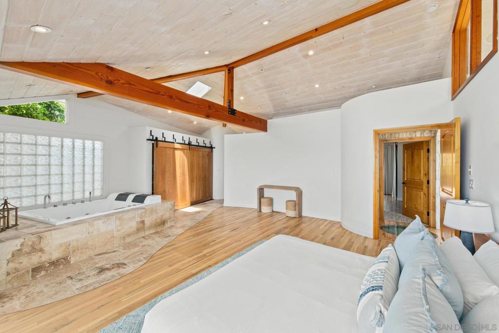 Pacific Beach - Residential Lease