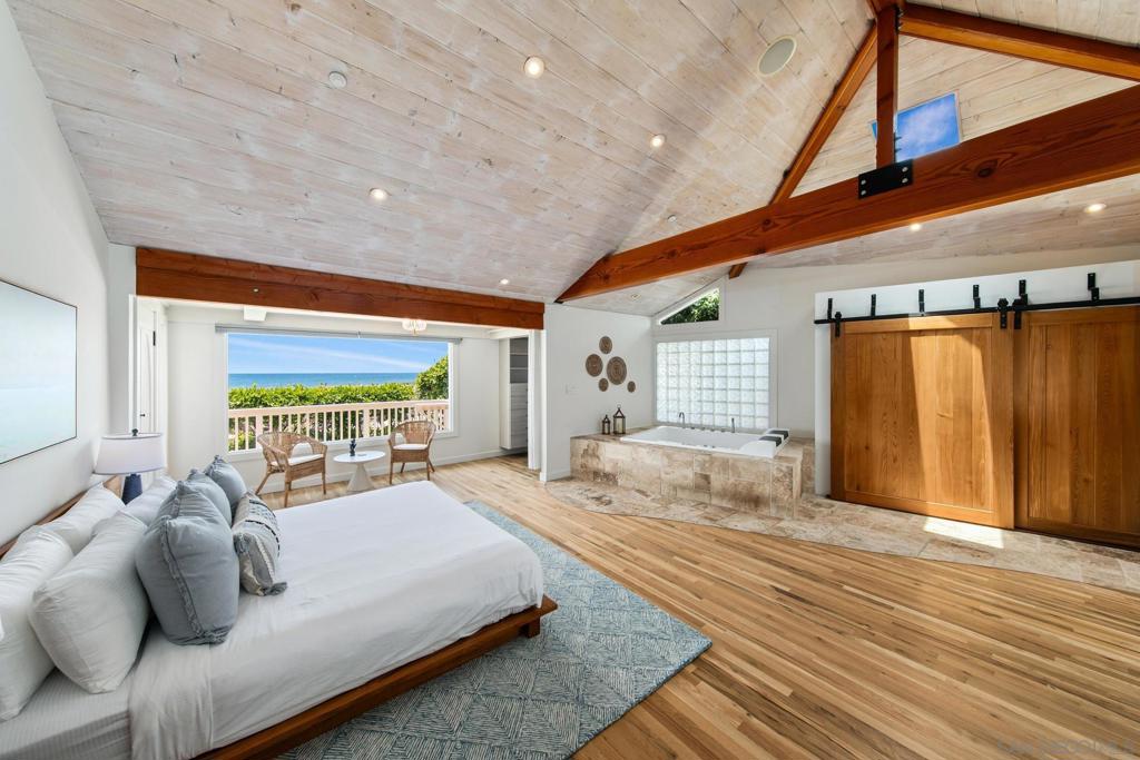Pacific Beach - Residential Lease