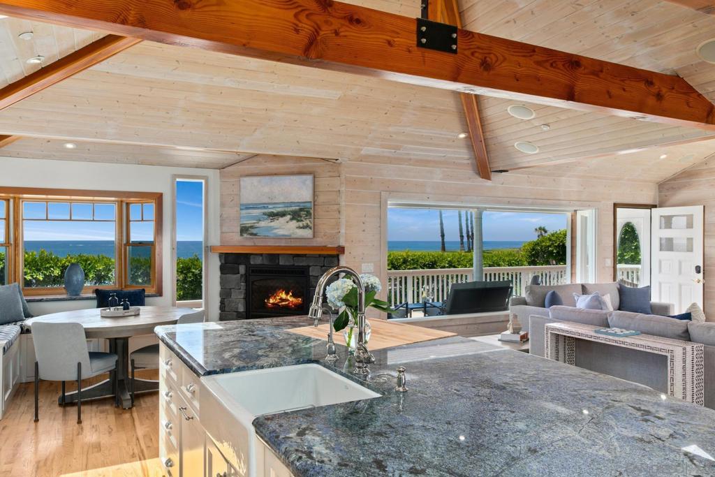 Pacific Beach - Residential Lease