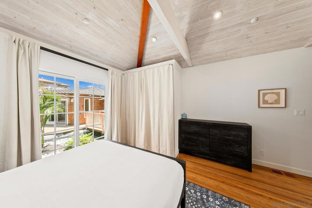 Pacific Beach - Residential Lease