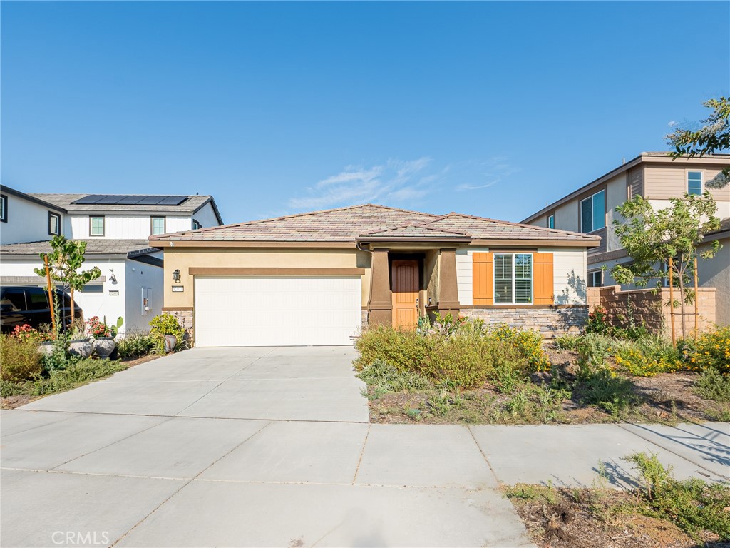 LIKE NEW SPACIOUS SINGLE STORY HOME | PAID OFF SOLAR + 4 BEDROOMS + 3 BATH + LARGE BACKYARD This home is nestled at the end of a cul de sac and within minutes of the i215 and shopping and dining. As you enter the home you'll notice the spacious 9 foot ceilings upgraded luxury vinyl floors. To your right you'll find 2 bedrooms plus a full bathroom with double sinks and a shower/tub combo. Down the hall You'll find the 3rd bedroom, garage access, and a large laundry room. The living space is nice and open perfect for entertaining and has tons of natural lighting. The white upgraded kitchen cabinets and white ice quartz countertops give tons of storage and space for the chef in the house. You'll also notice a spacious walk in pantry at the corner of the kitchen. The living room and dining area are spacious and offer plenty of space to entertain guests. The primary bedroom is off the main living area and offers a spacious walk in closet, a private primary bathroom with double sinks and a shower. Within the community you'll find walking trails and a playground perfect for little ones. Schools, stores, and freeway access are all within minutes from this home making it a perfect location for every day living.