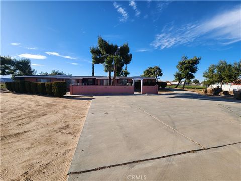 8850 3rd Hesperia CA 92345