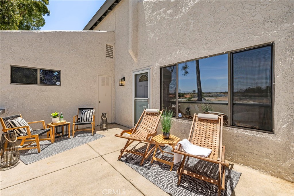 18714 Maplewood Cir