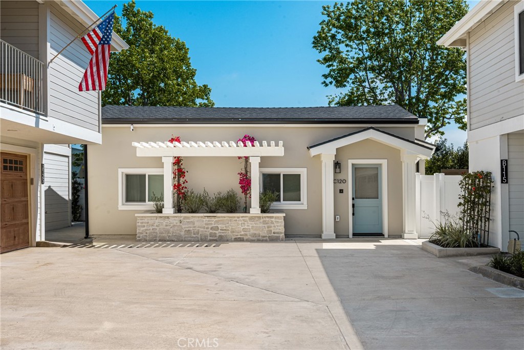 2138 Orange Avenue C120