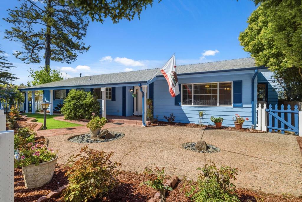 552 Bean Creek Road