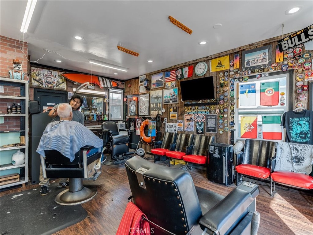 1051 Price Street